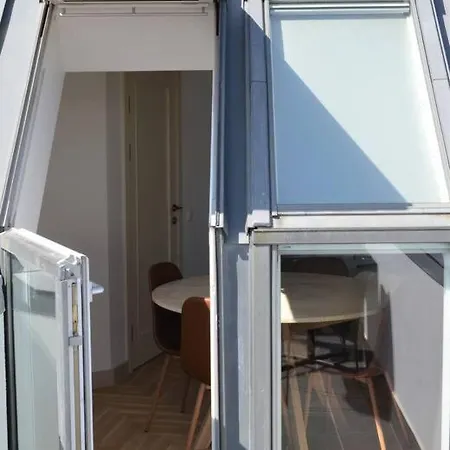 アパート Luxury With A Balcony And View In Old Town