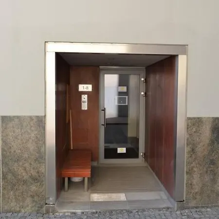 Luxury With A Balcony And View In Old Town 아파트 *